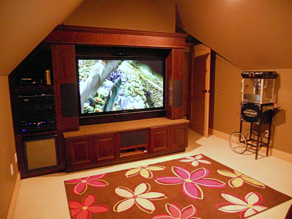 A Semiahmoo high end THX certified media room by Theater Design Northwest.